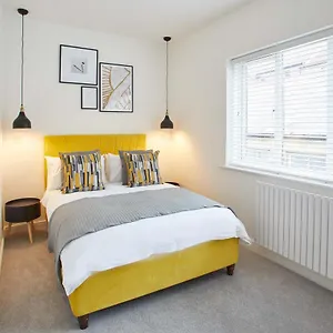Host & - Routh Walk Apartment Whitby